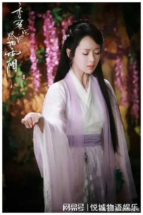 杨紫瘦到露出排骨,不得不说她的脸上镜真的很吃亏