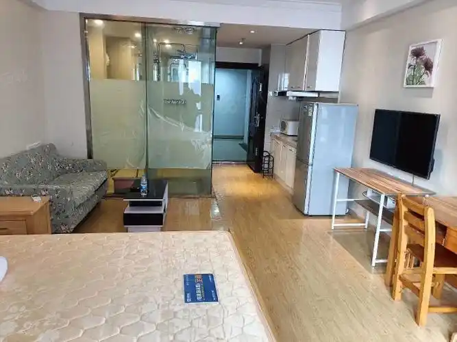 实木家具,中间楼层采光充足,太白大道_雨山万达广场整租房房源-马鞍山