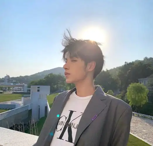 热门男头神仙颜值