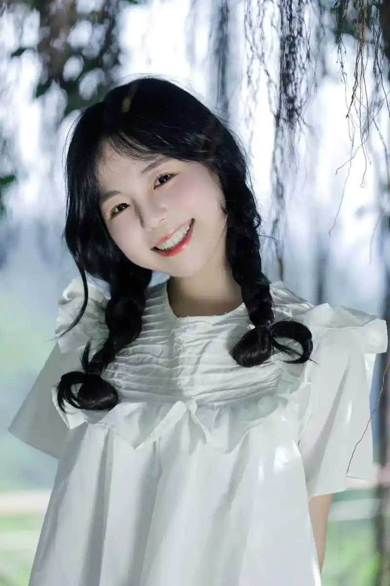 甜系女孩 #治愈系笑容 #摄 - 抖音