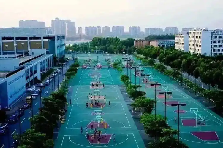 公办东莞理工学院23年录取分数线学校环境宿舍介绍