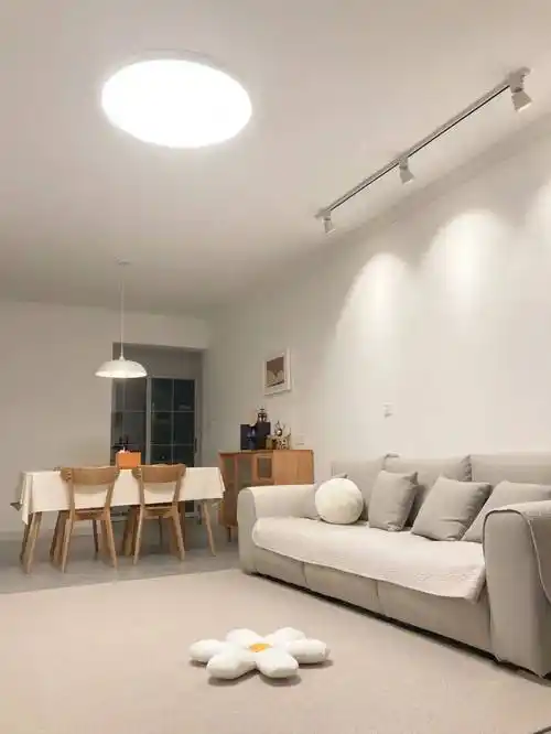 大白墙装修出来就像出租房看看她家全屋简约又清爽太明智了