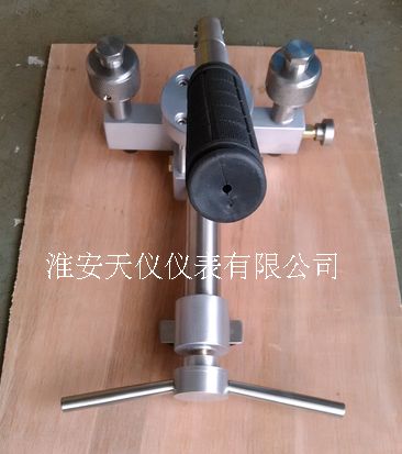 轻便手动正负压压力泵 便携式手动压力泵 手持式压力检测装置