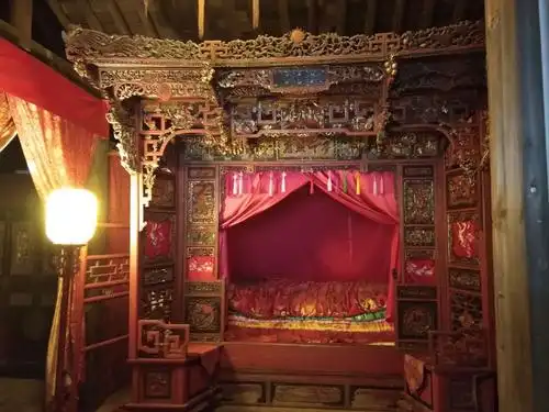 古代的床好漂亮啊!