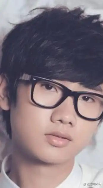 这一次,35岁的汪苏泷证明了,网络歌手和巨星的差距有多"残酷"