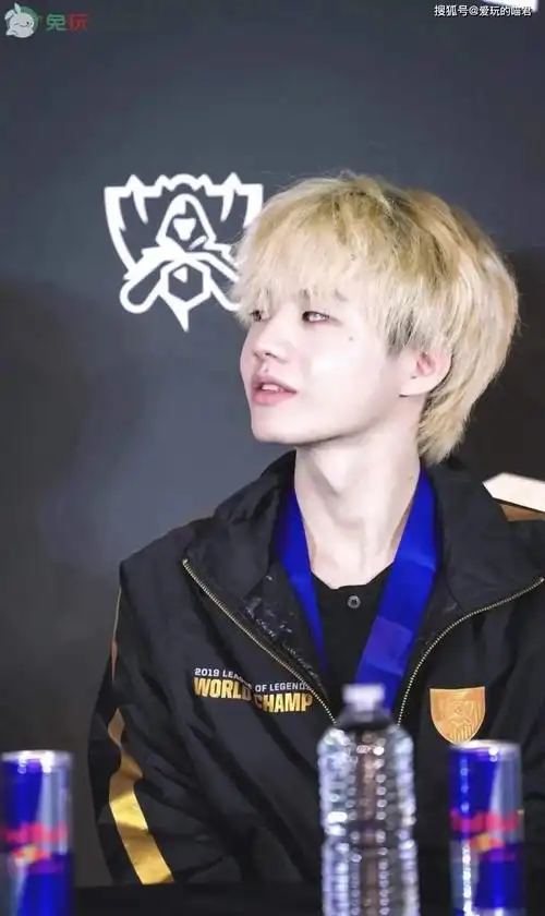 lpl发型担当刘青松冷少大舅子果然要完成时尚度还是看脸