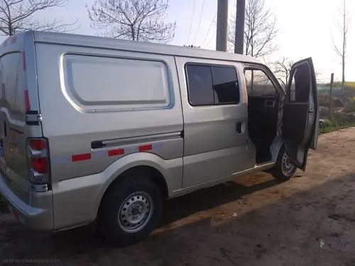 才买的新款长安星光4500五座客货两用版,发图