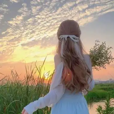 唯美氛围感女生背影头像图片 风景背影女生微信头像图片大全_女生头像