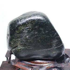 和田墨玉籽料原石新疆和田玉图片