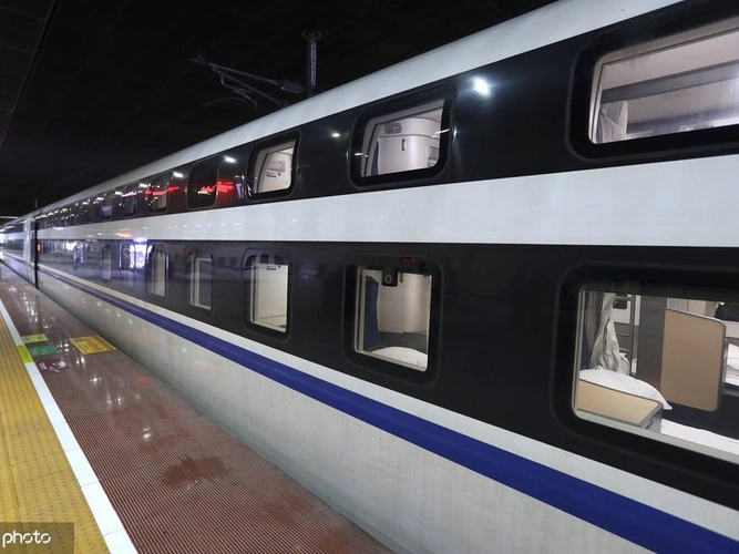 豪华动卧亮相深圳春运堪比飞机商务舱