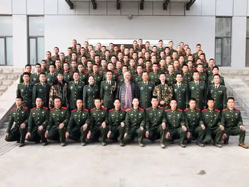 武警文工团深入衡水支队慰问演出