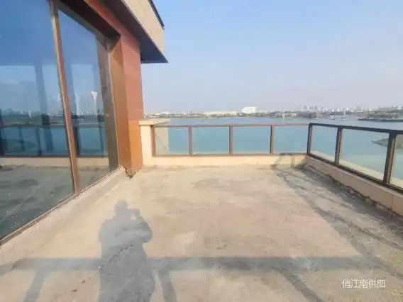 白鹭湾 一线临湖大独栋 小区中心位置 占地2亩,白鹭名邸(别墅)二手房