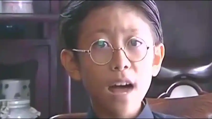 00:00 00:53 00:53 为您推荐: 小兵张嘎:嘎子和小伙伴活捉斋藤队长