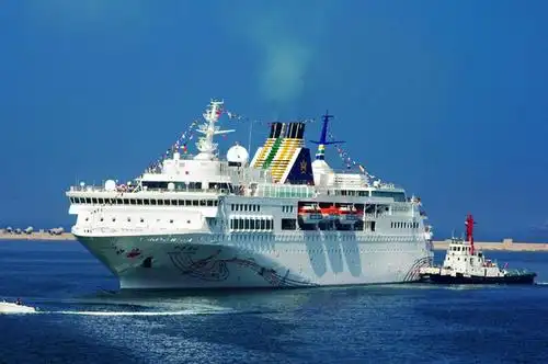 中华泰山号:前身为大家都很熟悉的意大利豪华邮轮品牌——歌诗达集团