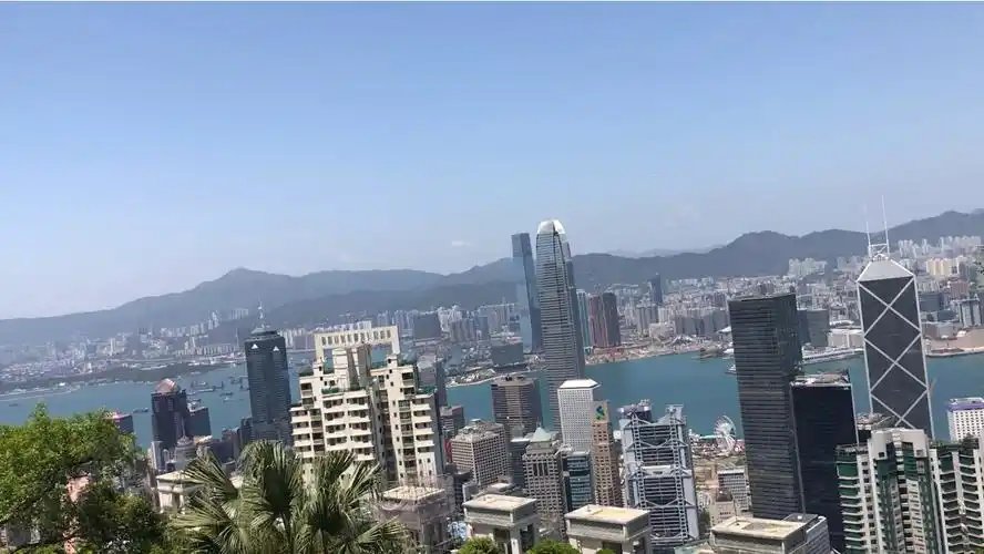 白加道22号花了15亿买的大豪宅 , 正在全面装修中 , 大家猜猜这是谁家