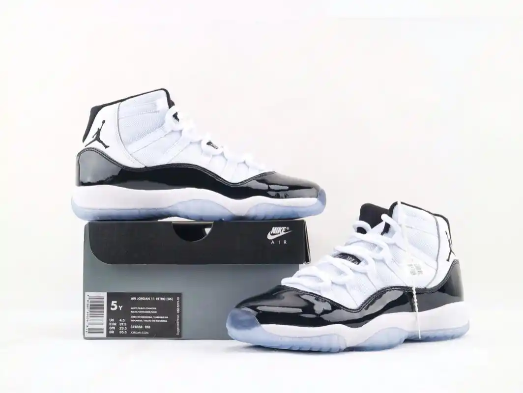 实拍air jordan 11concord aj11乔丹11代高帮篮球鞋/黑白漆皮