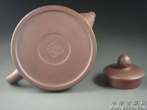 原矿紫砂工艺美术师潘洪法作品(龙头壶)