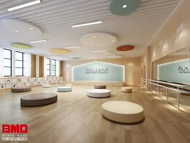 幼儿园拥有一支专业知识强,教学经验丰富的教师队伍,我们有丰富多彩的