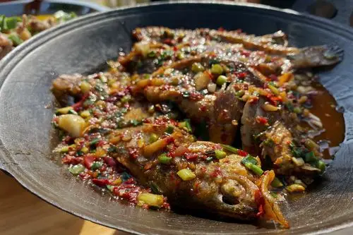 风吹鸡和桂鱼仔都还不错,就是吃多了会有点咸.