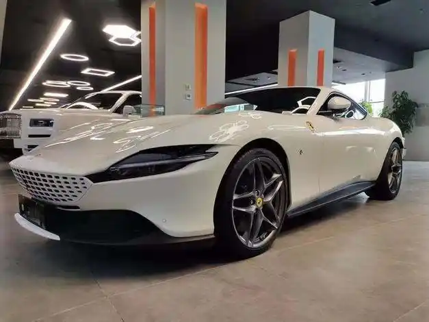 法拉利roma白色现车最低价238万特价提车