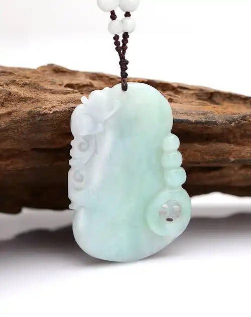 立体雕a货翡翠前程似锦挂件