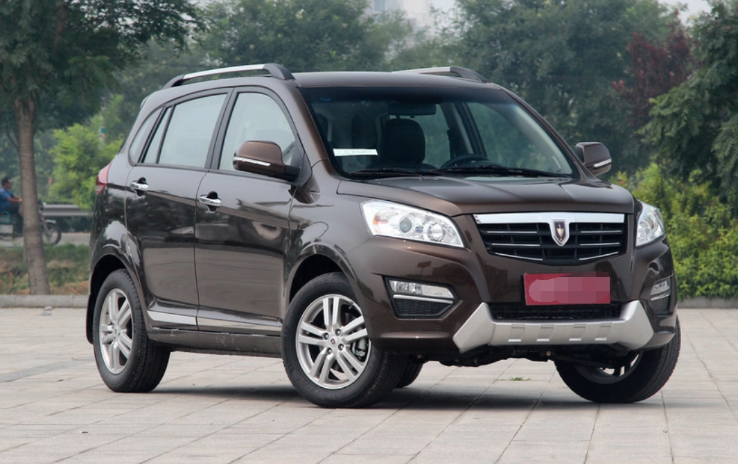 华晨华瑞智尚s30,设计敦实饱满,线条看起来丰富