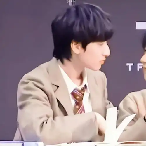 严浩翔×贺峻霖 翔霖头像