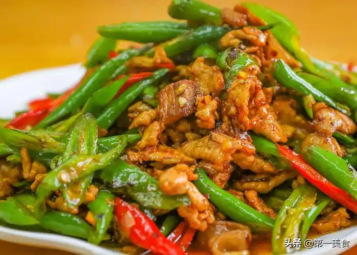 炒猪瘦肉直接下锅,难怪不好吃!掌握好2个难点,出锅又嫩又香