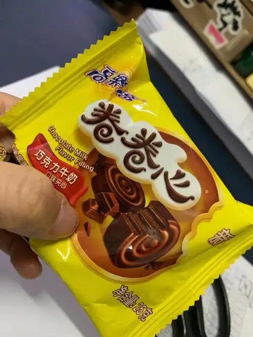 高乐高卷卷心蛋糕牛奶巧克力味早餐西式糕点