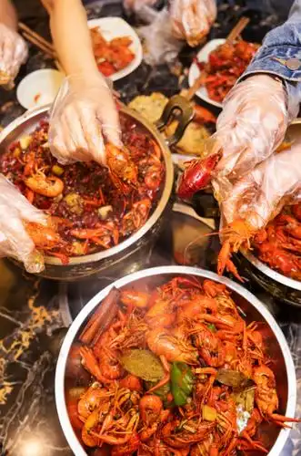 晚上吃龙虾和田螺会胖吗怀孕可不可吃龙虾