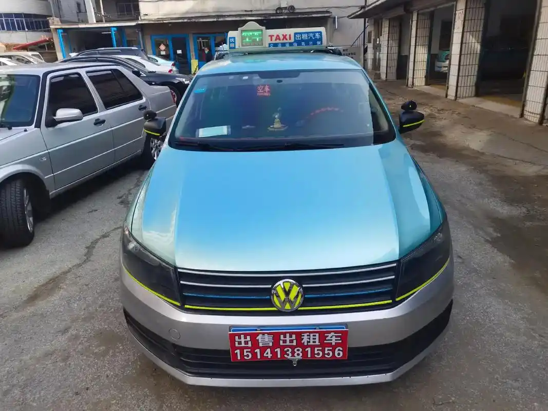 出售2018年11月租标桑塔纳出租车