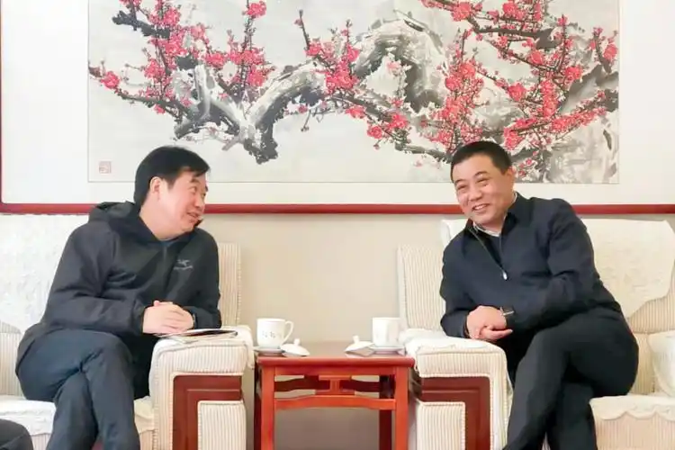 徐永锋拜会呼和浩特市新城区委副书记区长殷树刚