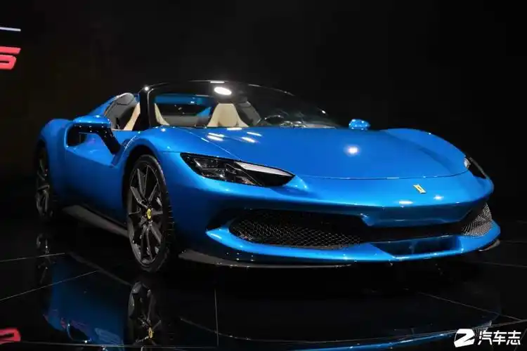 近距离静态体验法拉利296 gts,触不可及的"梦"我摸到了