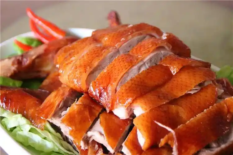 市场鸭子50元,"烤鸭"却只卖20元?"内幕"被揭开,你还在吃吗