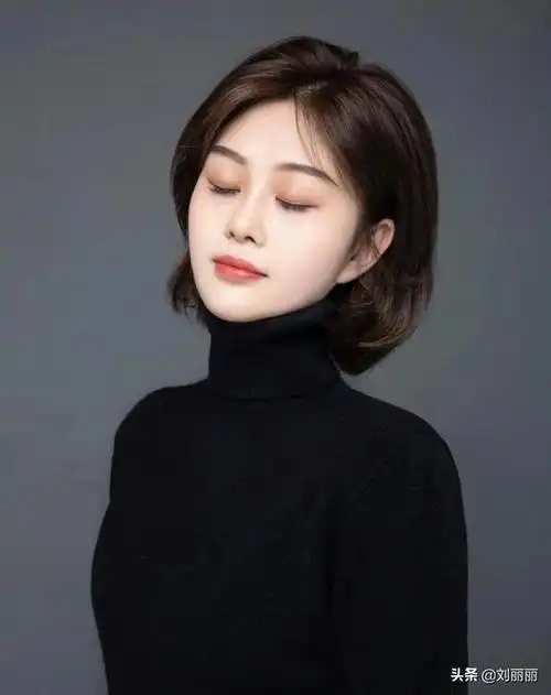 现在流行发型女现在流行发型女短发