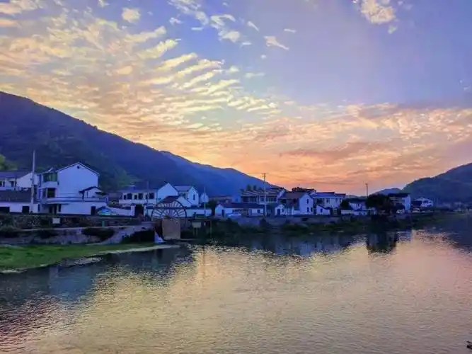 part four诸暨西施故里亲水圈西施故里是诸暨的国家级风景名胜区,整个