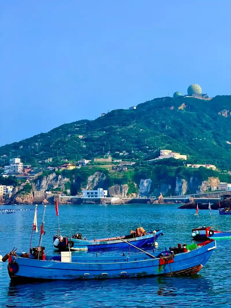 嵊泗列岛之嵊山岛海上牧场.祖国最东面的岛,面积不大,中国三大 - 抖音