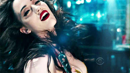 破产姐妹max妩媚凯特戴琳斯2brokegirlsgif动图_动态图_表情包下载