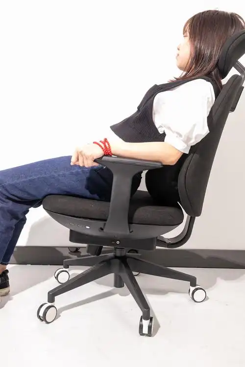 小米有品"智能宝座",包容不良坐姿,德国防爆工艺,能用10年