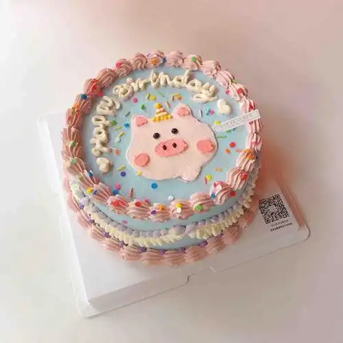 小猪猪复古风格圆形水果奶油圆形生日蛋糕