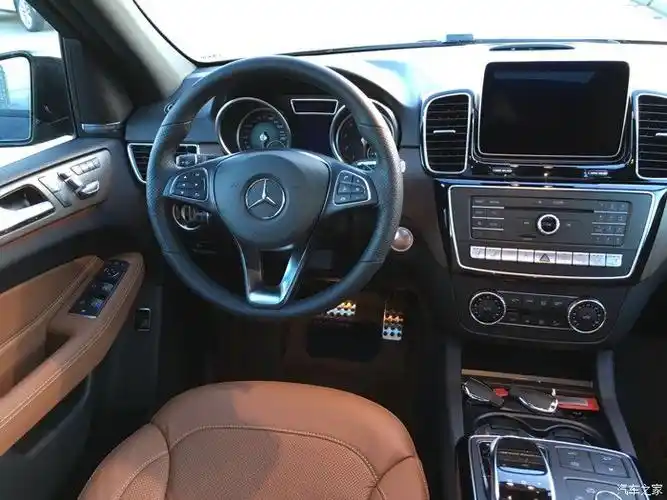 【图】据说这颜色内饰招财,我就笑啦_奔驰gl论坛_汽车之家论坛