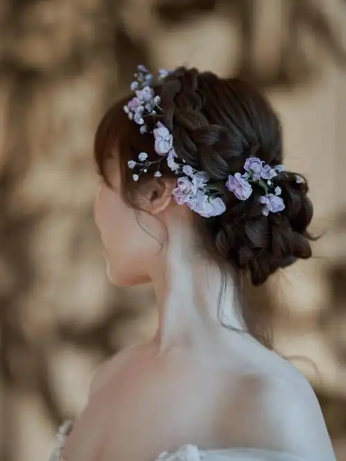 鲜花造型仙仙的新娘造型新娘跟妆