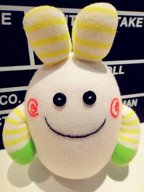 花衣裳 原创手工玩偶 创意文艺礼物diy袜子娃娃材料包 大力萝卜君