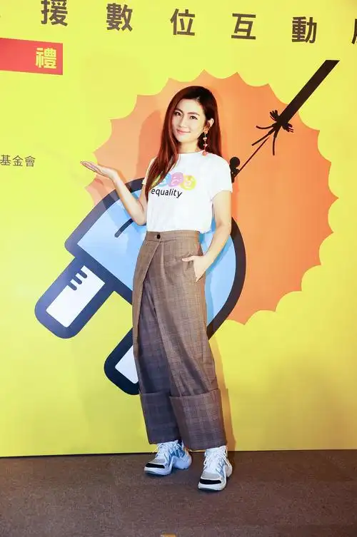 任家萱烧伤图片曝光(火烧毁容) - 赤虎壹号