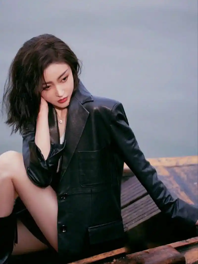 张天爱才29岁身材就这么完美!