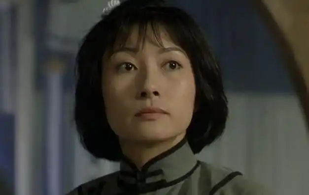 精武师姐谭淑梅,和李连杰合作过一次,颜值超过蔡少芬