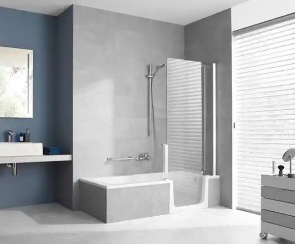 卫生间小不知如何装修浴缸淋浴房二合一这样设计方便又高档