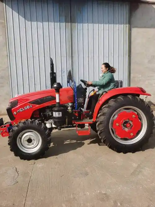 30马力小四轮拖拉机东方红1504农用旋耕机904四驱犁田机翻转犁