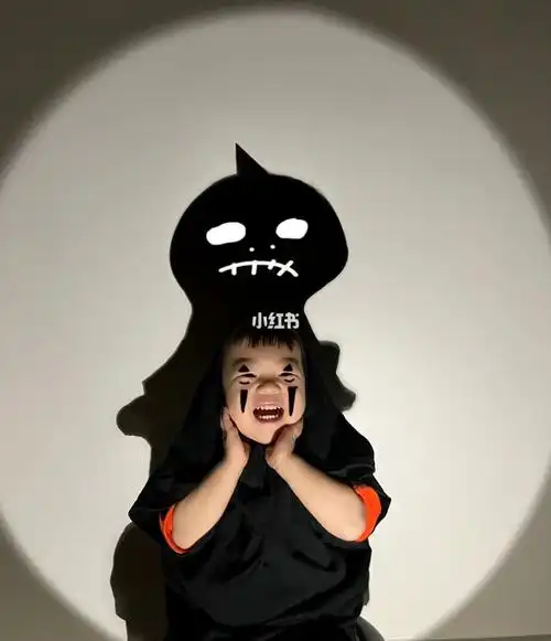 是半夜出门都会打奶嗝的可爱鬼呀