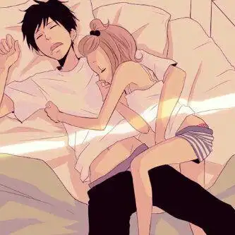 我想要这种的情侣图 就睡觉的 不要卡通的 就要这样的